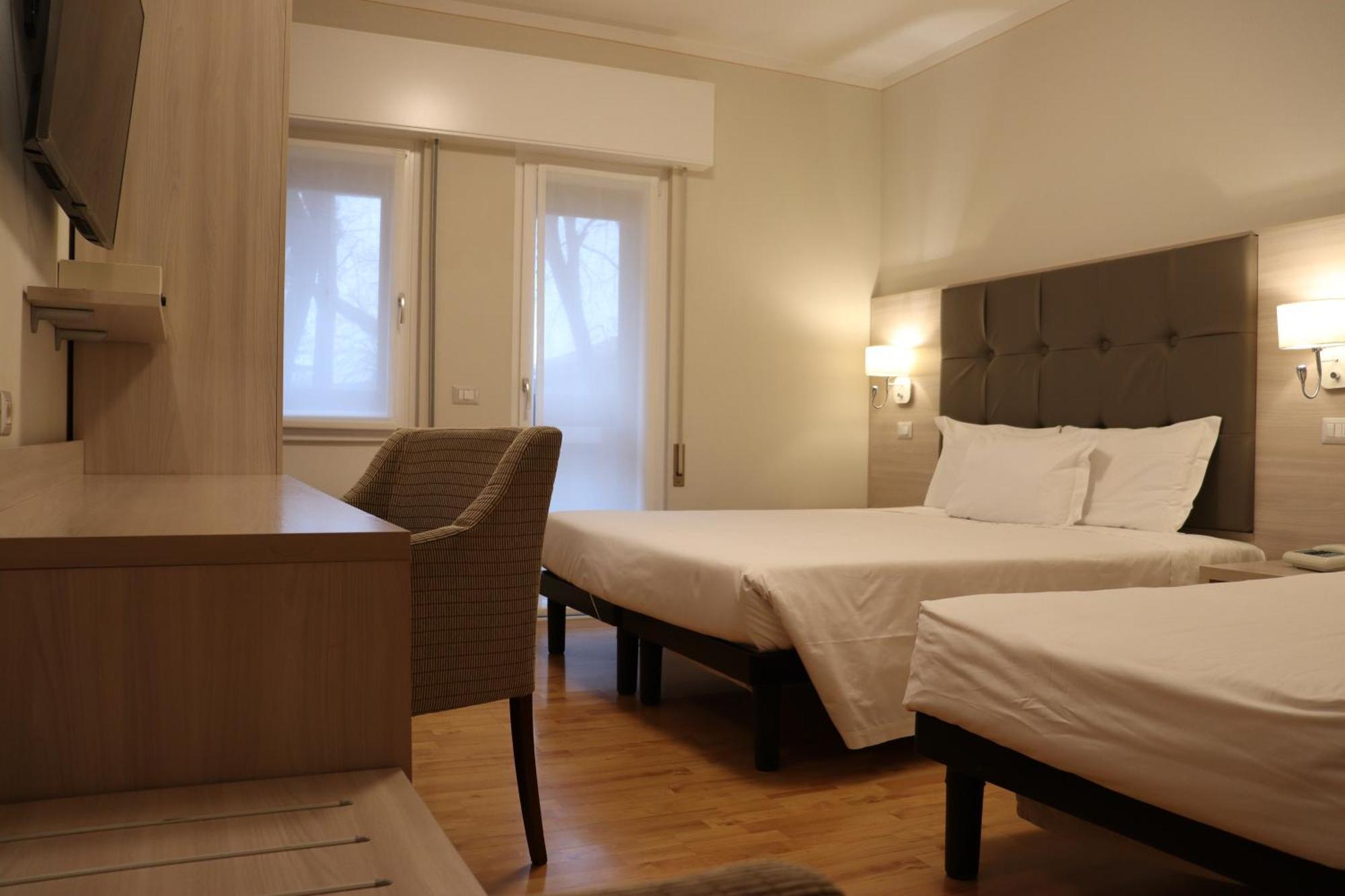 Hotel Montereale 포르데노네 외부 사진