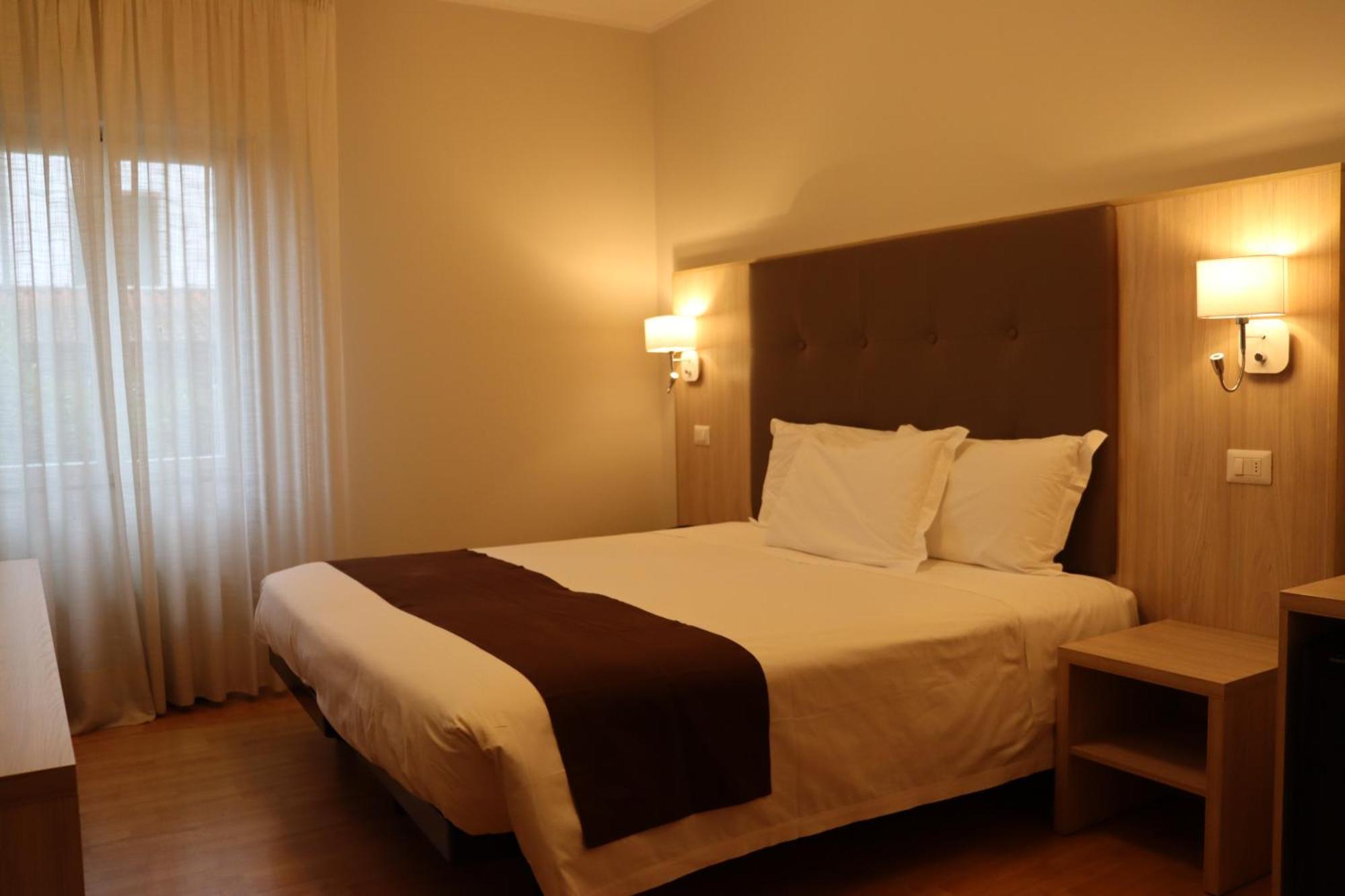 Hotel Montereale 포르데노네 외부 사진