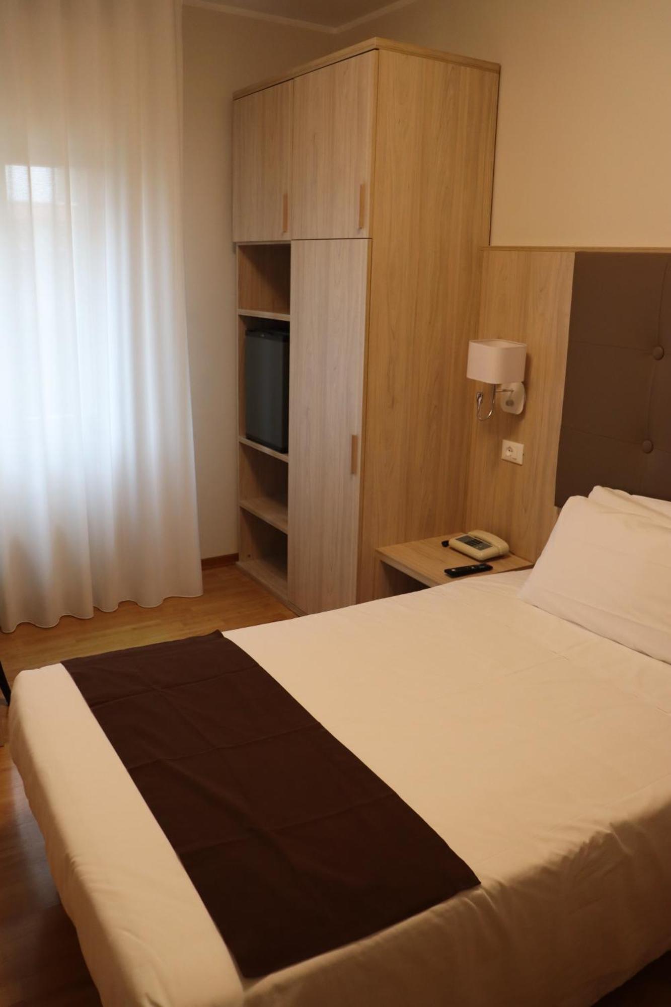 Hotel Montereale 포르데노네 외부 사진